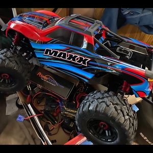 Meet your Posher, Ronald